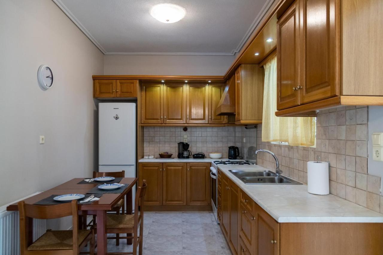 Pepi'S House Apartman Ártemida Kültér fotó