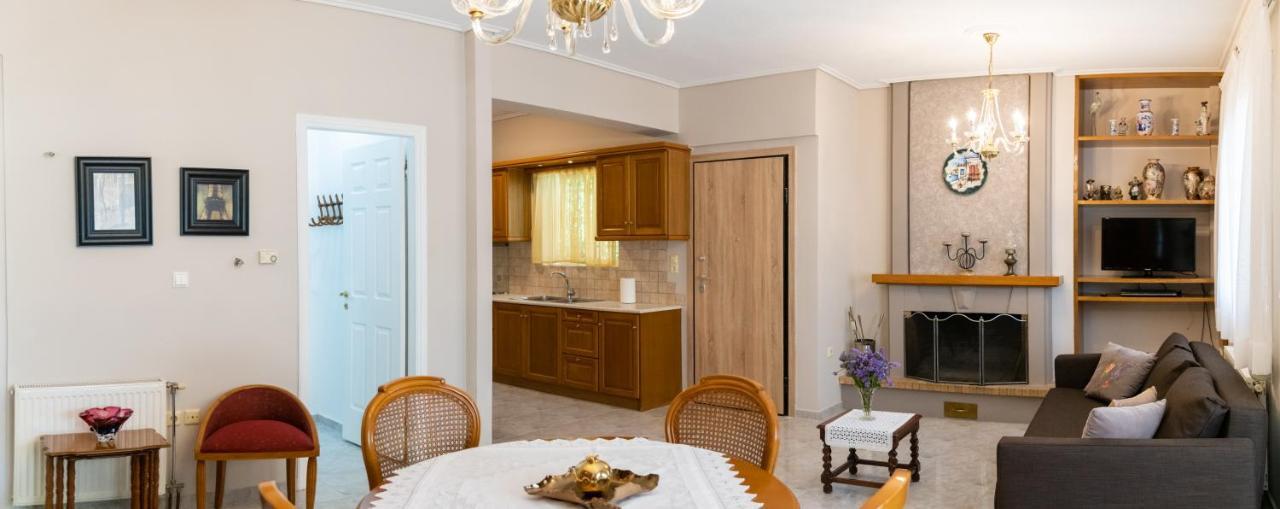 Pepi'S House Apartman Ártemida Kültér fotó