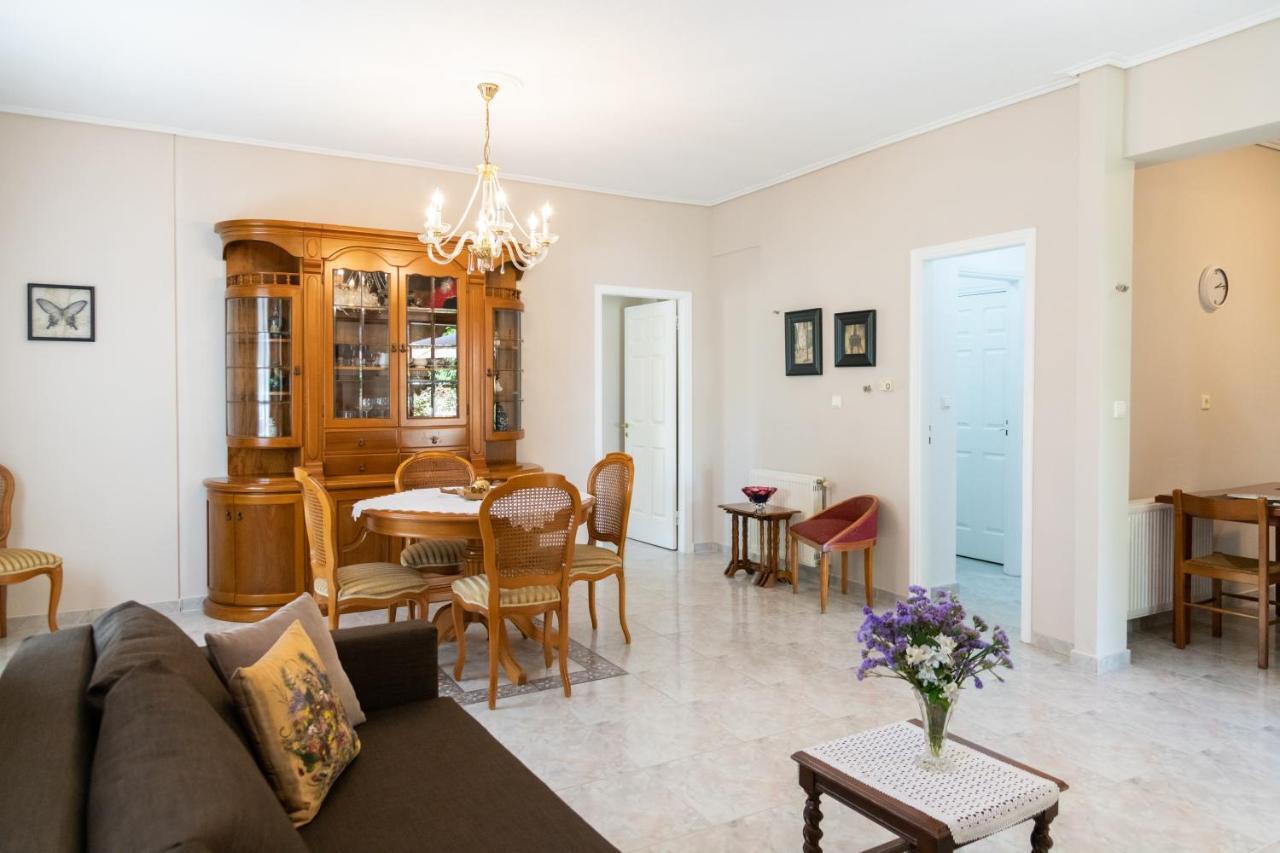 Pepi'S House Apartman Ártemida Kültér fotó