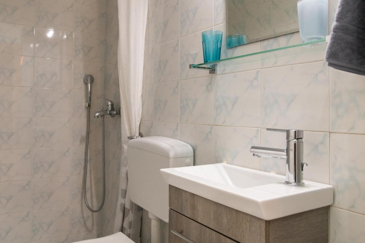 Pepi'S House Apartman Ártemida Kültér fotó